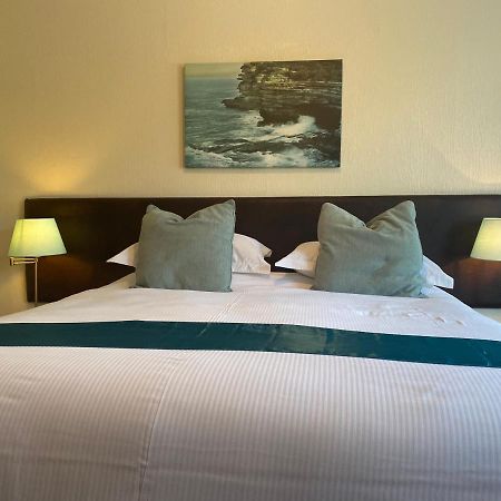 The Kingswood Guest House - Adult Only Weymouth Bagian luar foto