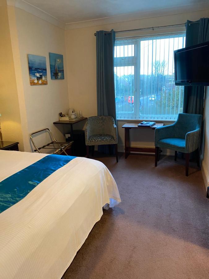 The Kingswood Guest House - Adult Only Weymouth Bagian luar foto