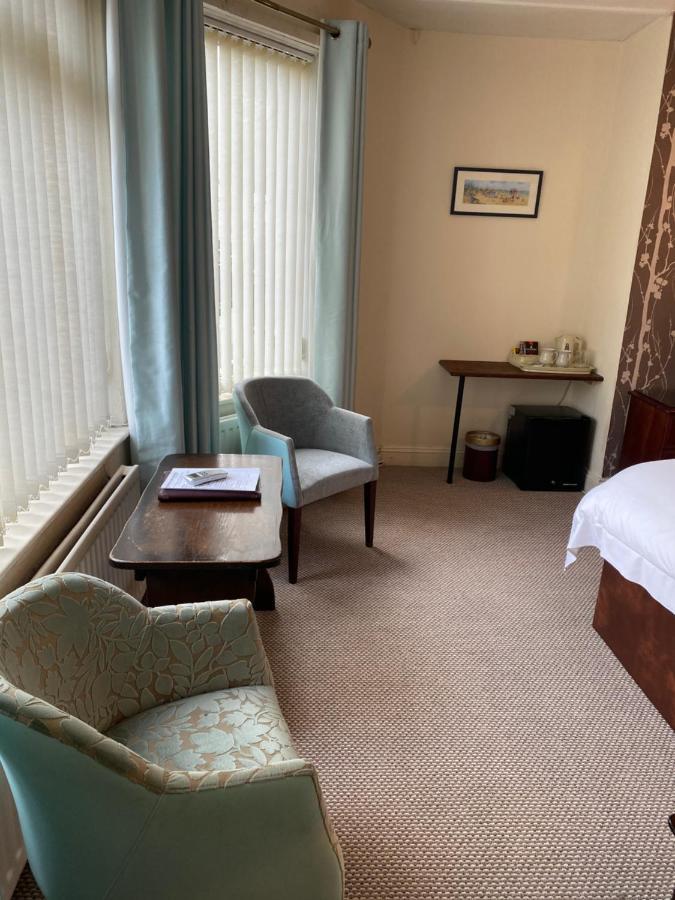 The Kingswood Guest House - Adult Only Weymouth Bagian luar foto